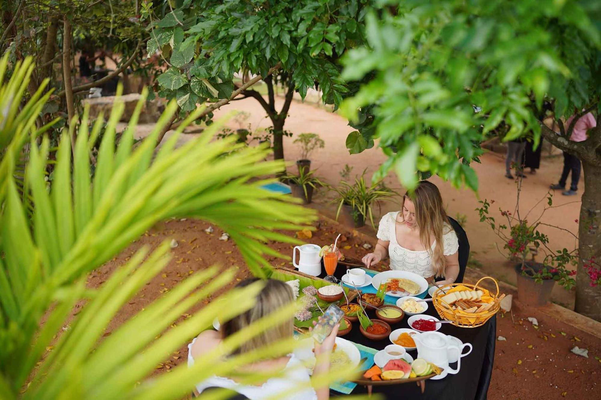 Sigiriya Kingdom Resort Dambulla Buitenkant foto